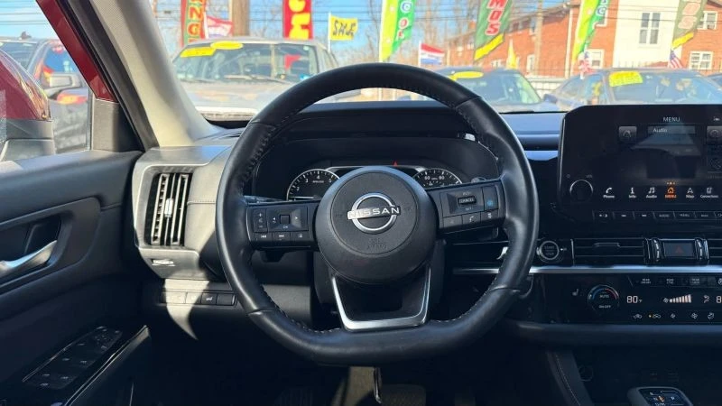 2023 Nissan Pathfinder 5th Gen - Image 7 of 12