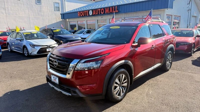 2023 Nissan Pathfinder 5th Gen - Image 4 of 12