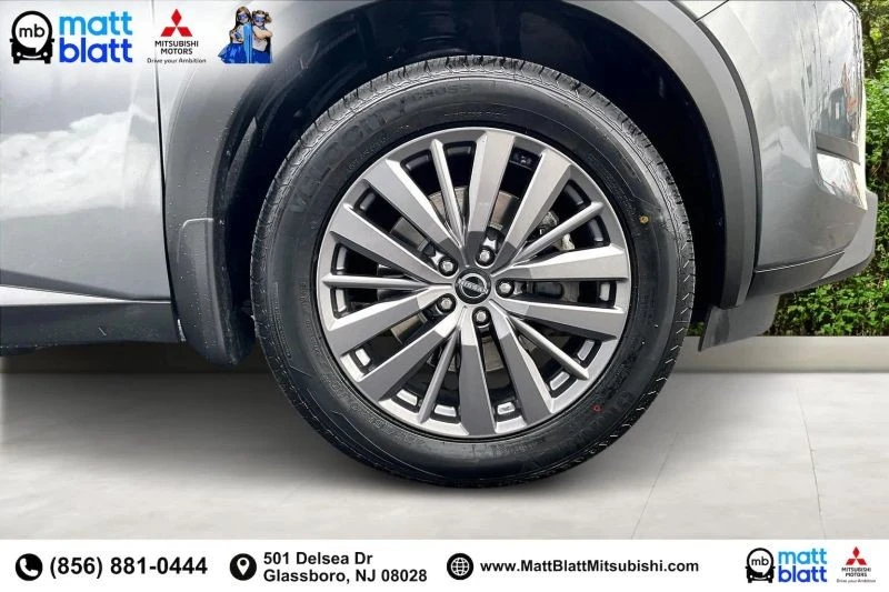 2023 Nissan Pathfinder 5th Gen - Image 10 of 12