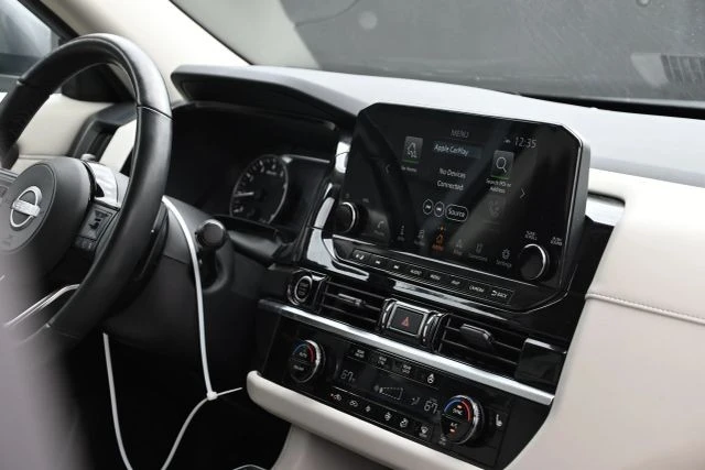 2023 Nissan Pathfinder 5th Gen - Image 10 of 21