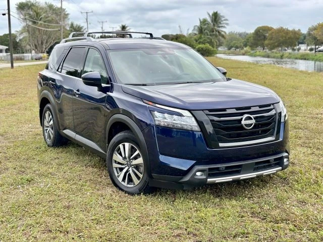 2023 Nissan Pathfinder 5th Gen - Image 3 of 21