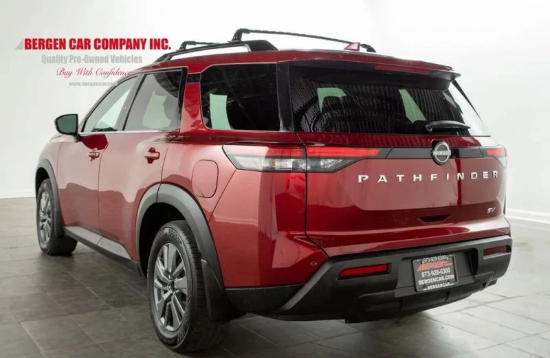 2023 Nissan Pathfinder 5th Gen - Image 11 of 12