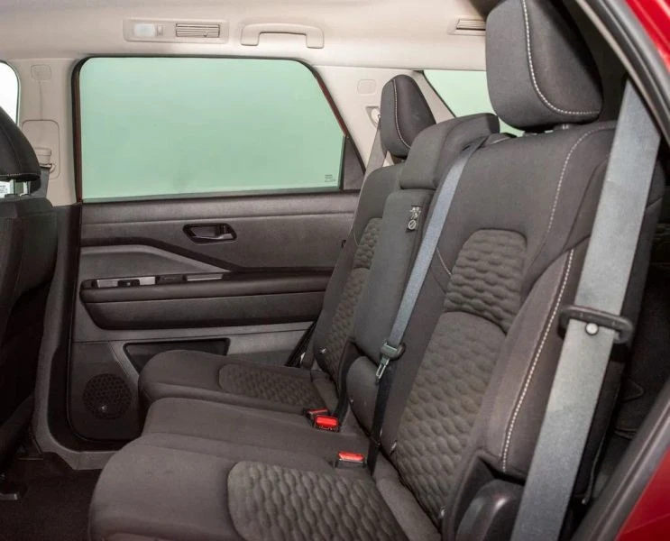 2023 Nissan Pathfinder 5th Gen - Image 9 of 12