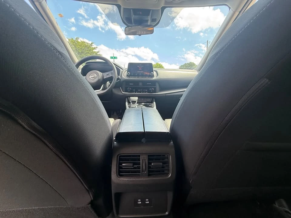 2023 Nissan Rogue - Image 6 of 7