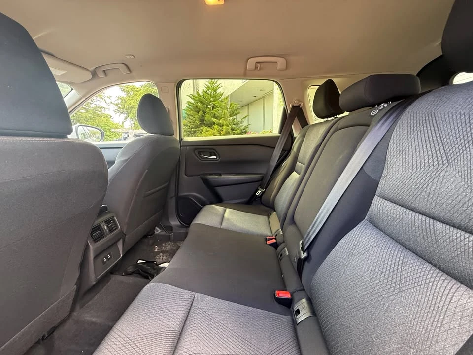 2023 Nissan Rogue - Image 5 of 7