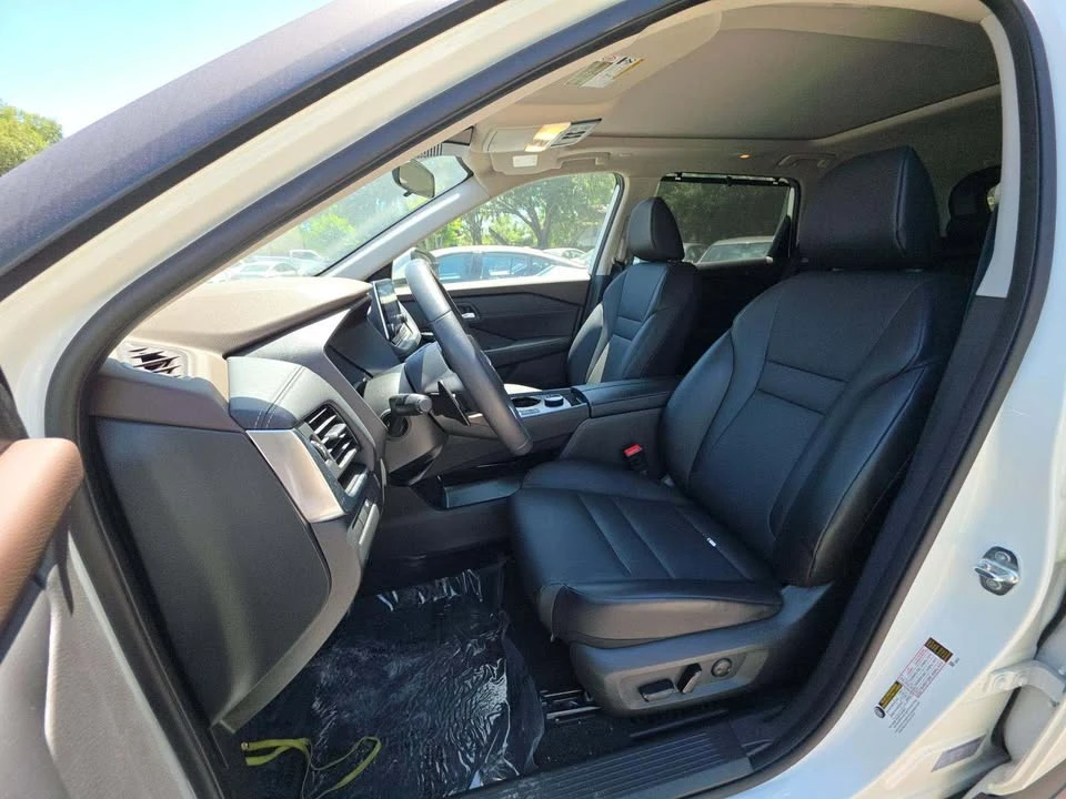 2023 Nissan Rogue - Image 4 of 13
