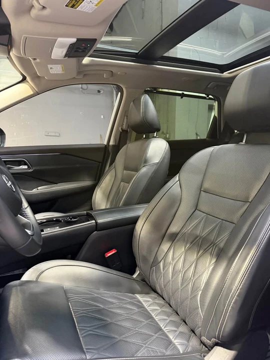 2023 Nissan Rogue - Image 10 of 13