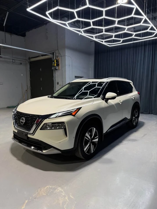 2023 Nissan Rogue - Image 2 of 13