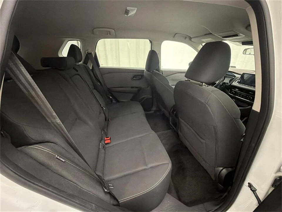 2023 Nissan Rogue - Image 14 of 16