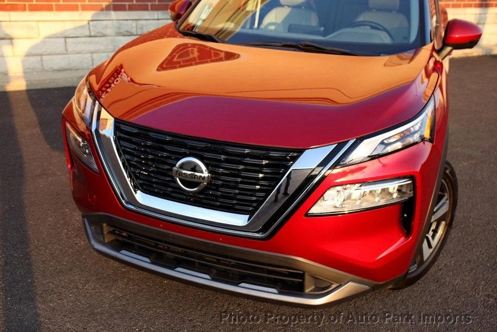 2023 Nissan Rogue - Image 8 of 12