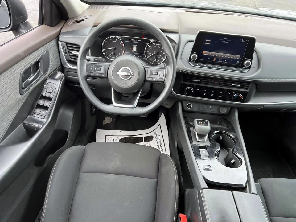 2023 Nissan Rogue - Image 13 of 21