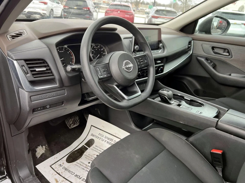2023 Nissan Rogue - Image 9 of 21