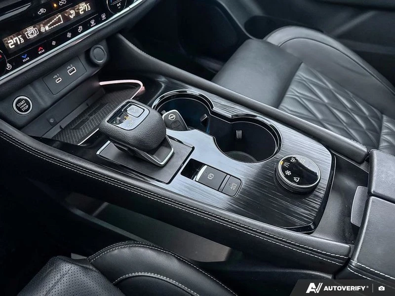 2023 Nissan Rogue - Image 14 of 19