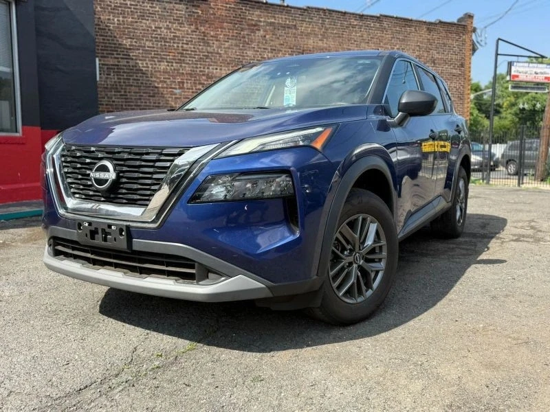 2023 Nissan Rogue - Image 4 of 10