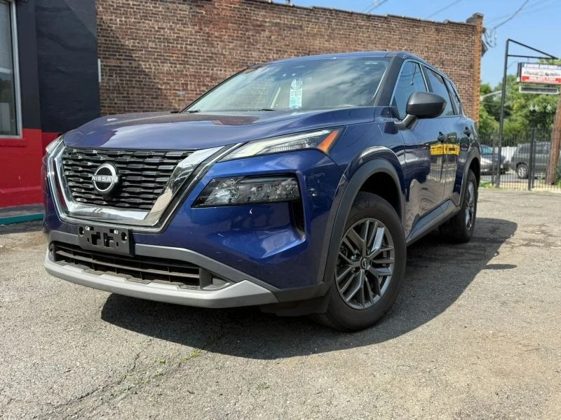 2023 Nissan Rogue - Image 4 of 10
