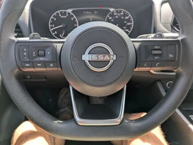2023 Nissan Rogue - Image 18 of 21