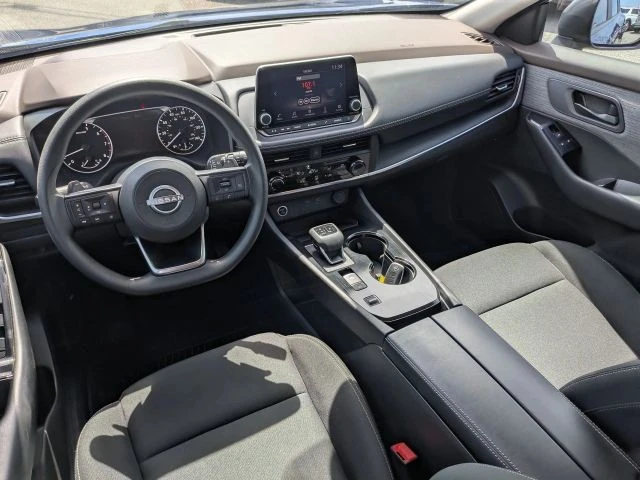 2023 Nissan Rogue - Image 9 of 21