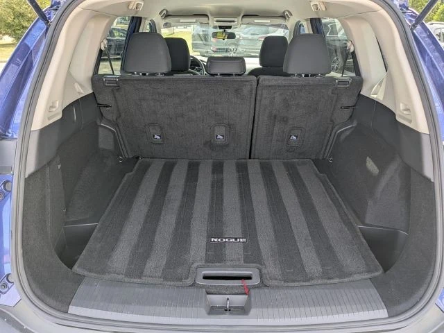 2023 Nissan Rogue - Image 13 of 21