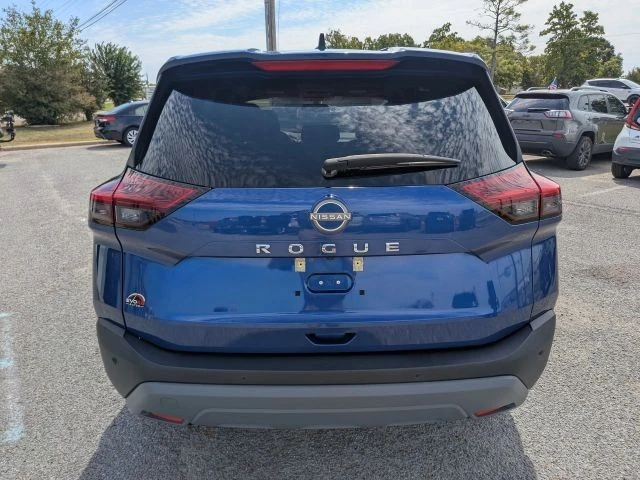 2023 Nissan Rogue - Image 7 of 21