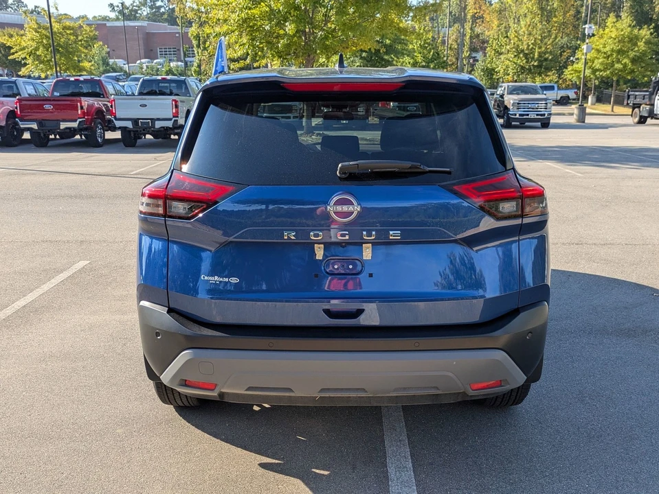 2023 Nissan Rogue - Image 5 of 12
