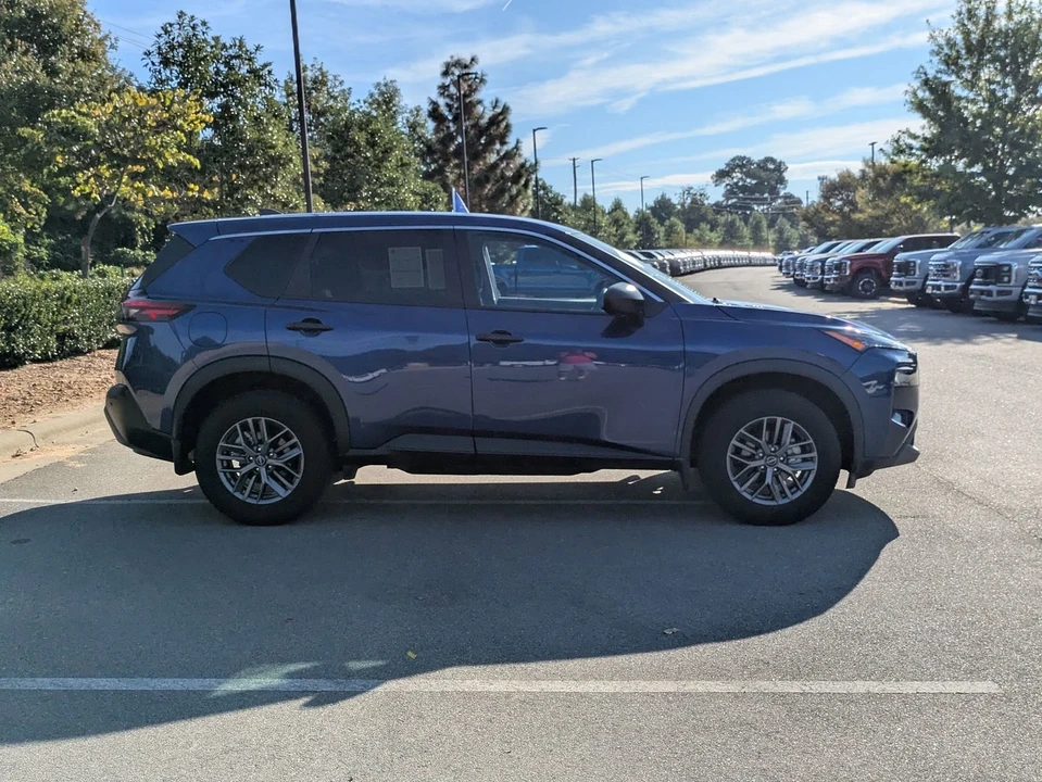 2023 Nissan Rogue - Image 3 of 21