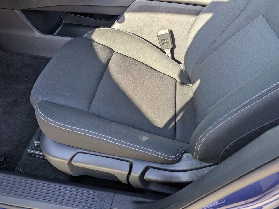 2023 Nissan Rogue - Image 13 of 21