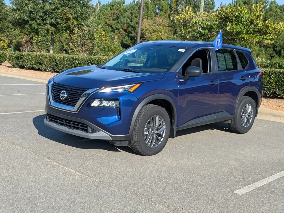 2023 Nissan Rogue - Image 8 of 12