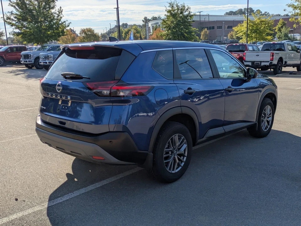 2023 Nissan Rogue - Image 4 of 12