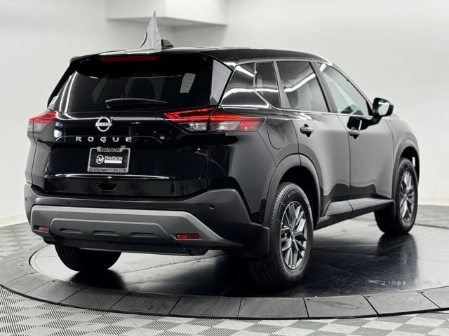 2023 Nissan Rogue - Image 9 of 12