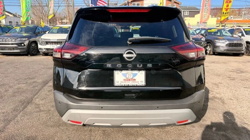 2023 Nissan Rogue - Image 6 of 12