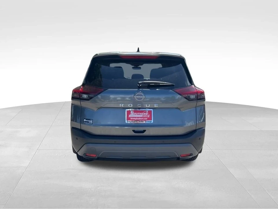 2023 Nissan Rogue - Image 5 of 12