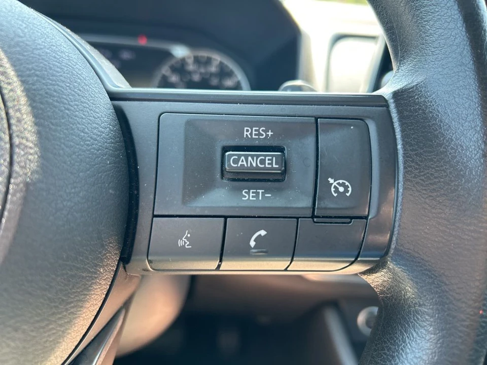 2023 Nissan Rogue - Image 20 of 21