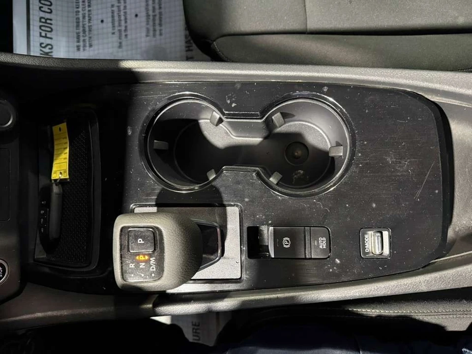 2023 Nissan Rogue - Image 18 of 21