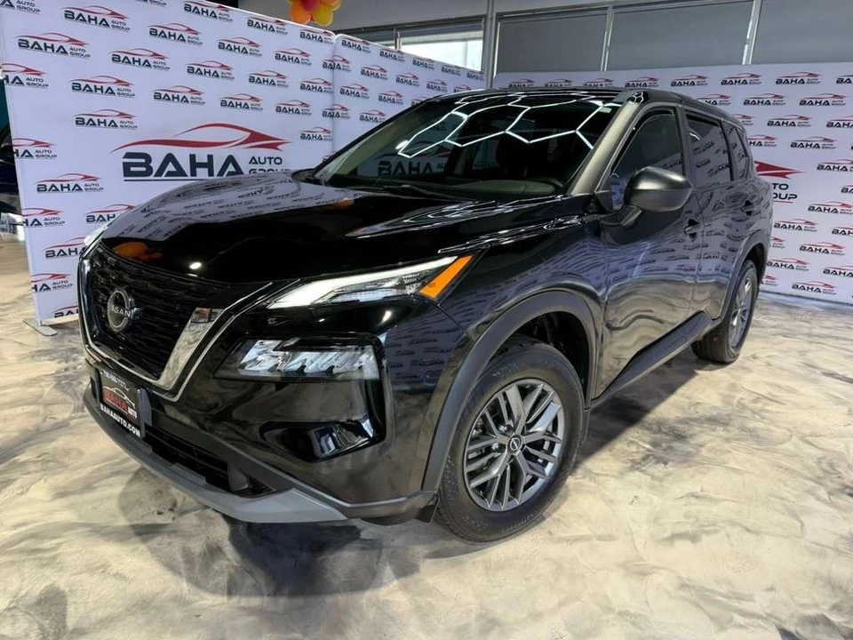 2023 Nissan Rogue - Image 2 of 21