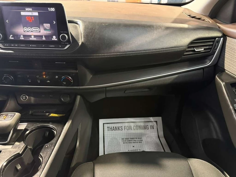 2023 Nissan Rogue - Image 20 of 21