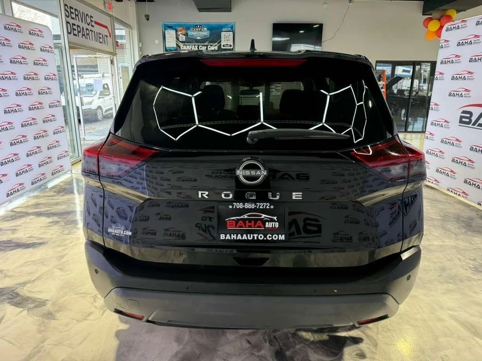 2023 Nissan Rogue - Image 9 of 21