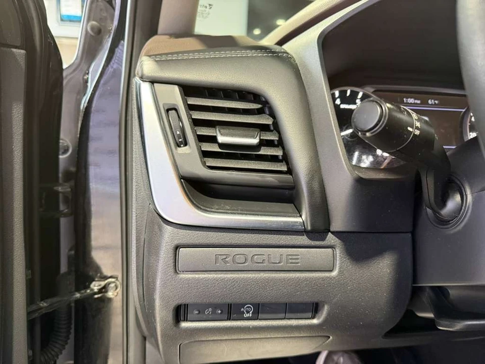 2023 Nissan Rogue - Image 21 of 21