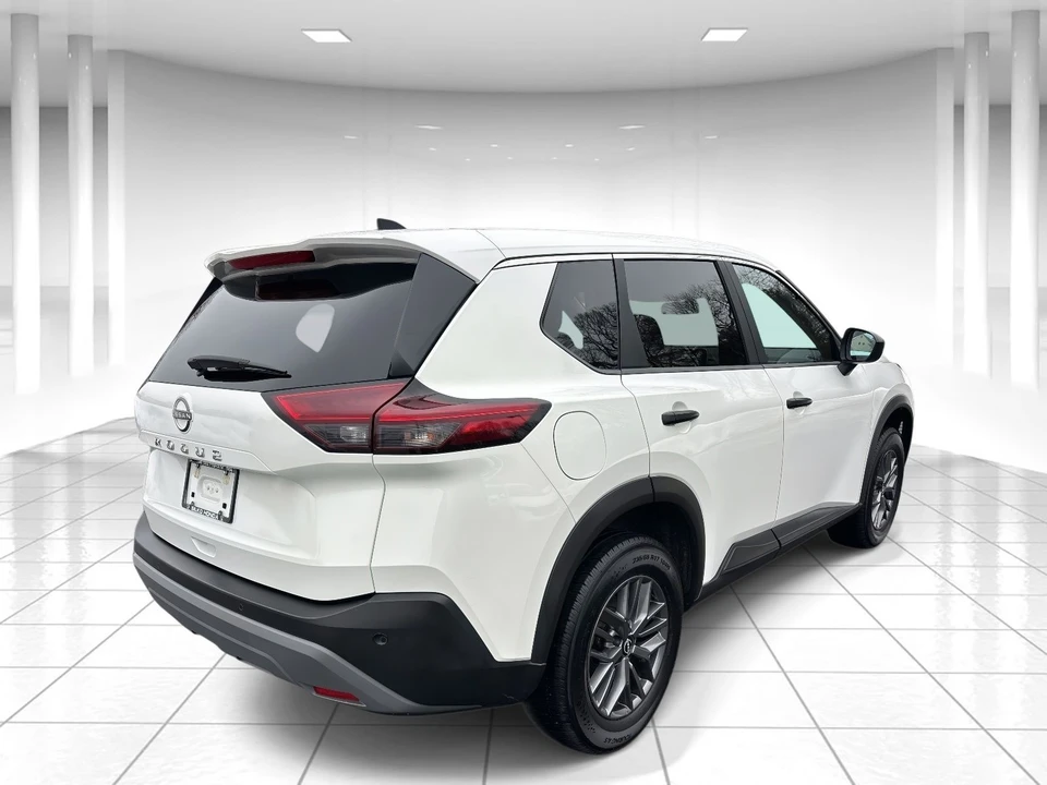 2023 Nissan Rogue - Image 4 of 21