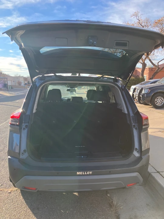 2023 Nissan Rogue - Image 8 of 15
