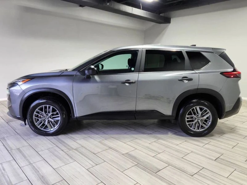 2023 Nissan Rogue - Image 2 of 12