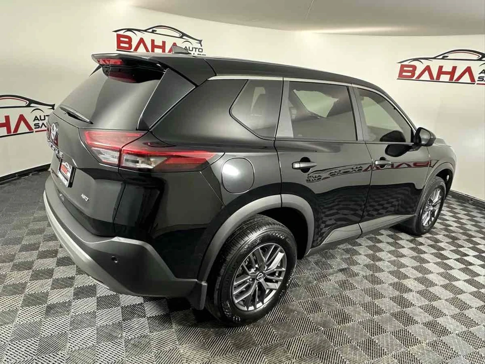2023 Nissan Rogue - Image 8 of 21