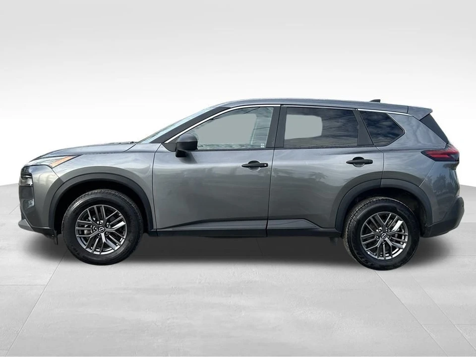 2023 Nissan Rogue - Image 8 of 12