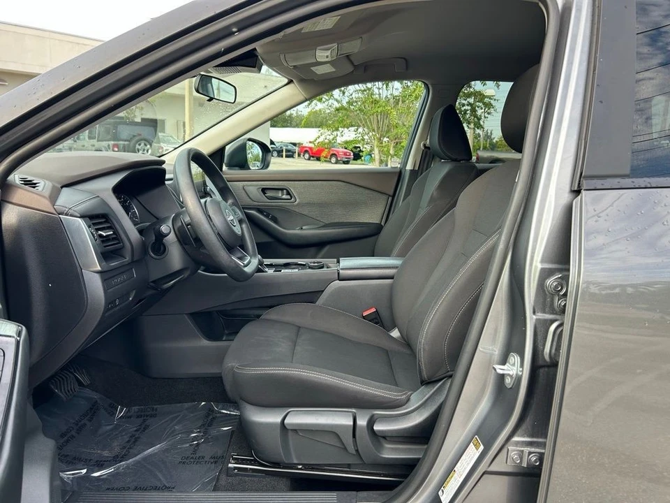 2023 Nissan Rogue - Image 9 of 12