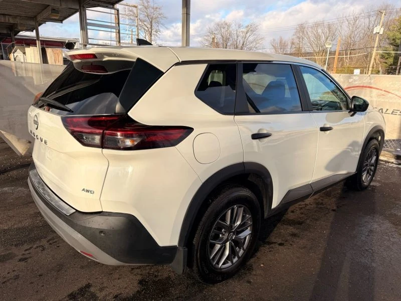 2023 Nissan Rogue - Image 12 of 12