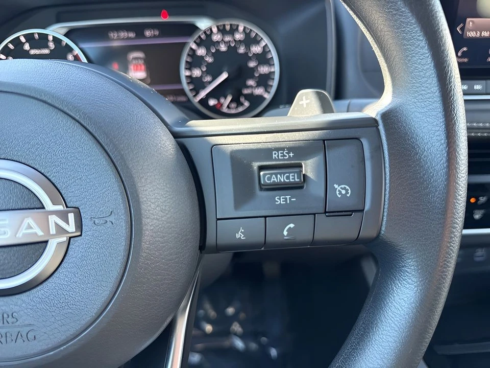 2023 Nissan Rogue - Image 14 of 21