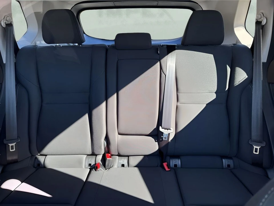 2023 Nissan Rogue - Image 10 of 12