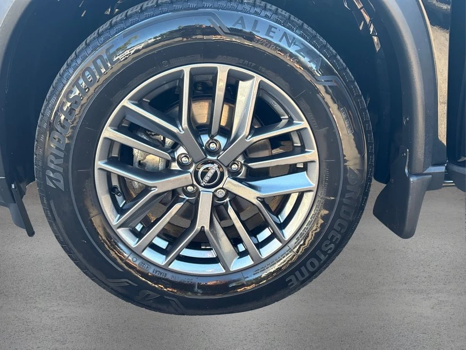 2023 Nissan Rogue - Image 12 of 12