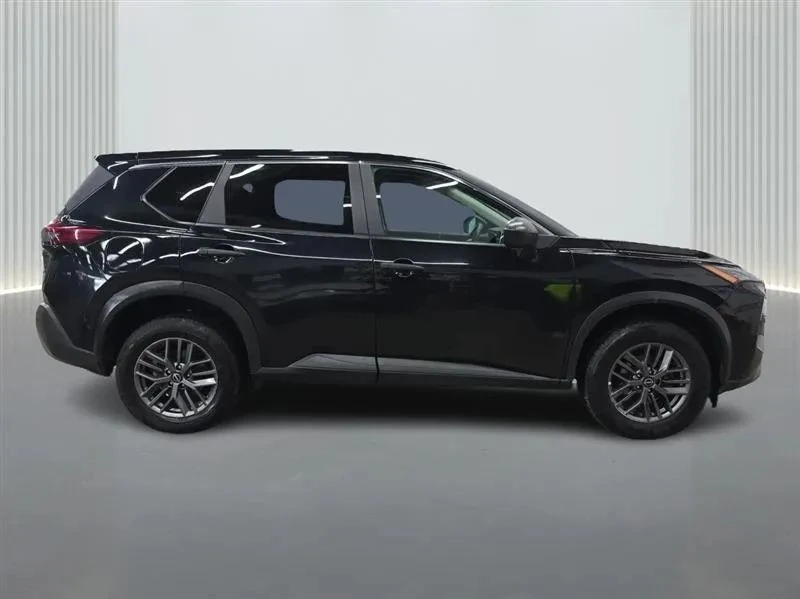 2023 Nissan Rogue - Image 6 of 12