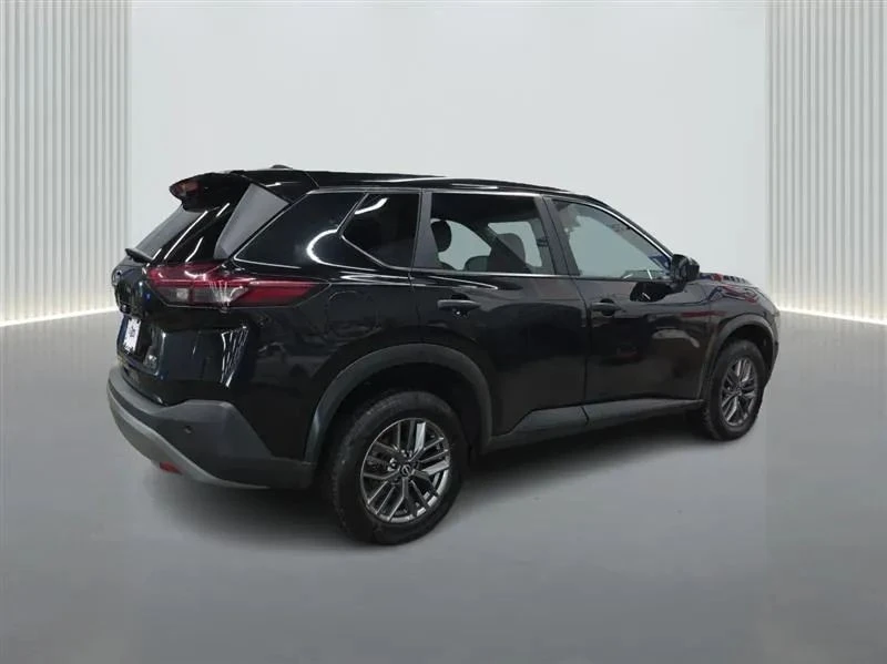 2023 Nissan Rogue - Image 5 of 12