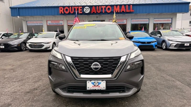 2023 Nissan Rogue - Image 3 of 12